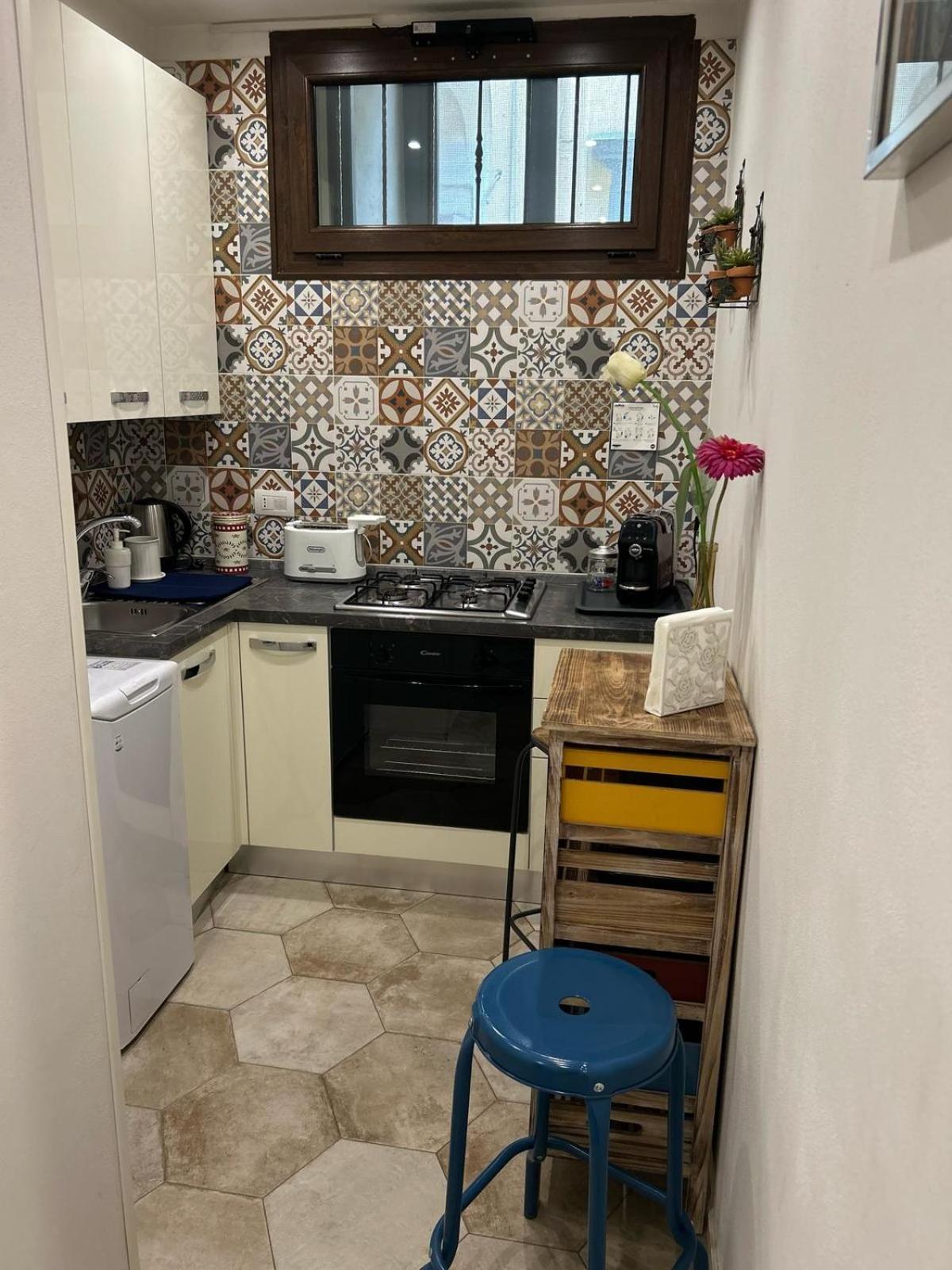 Sanbiagio, 25 Guesthouse Naples Exterior photo